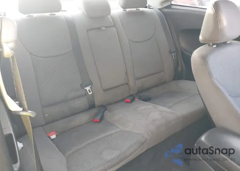 2013 Hyundai Elantra Gs z USA, uszkodzony, nr VIN KMHDH6AE1DU000526